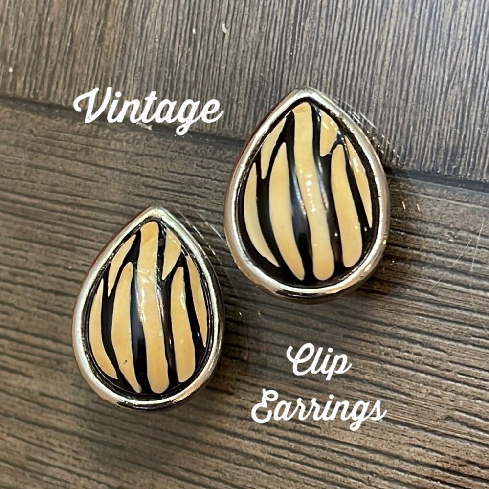 Vintage Chic Teardrop Clip Earrings with Black and Cream Stripes - Zebra Stripes